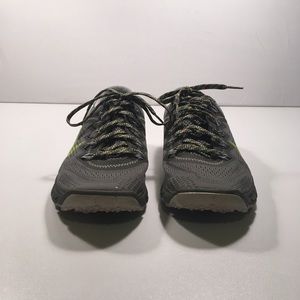 Nike Zoom Terra Kiger Trail Shoes in Grey/Volt